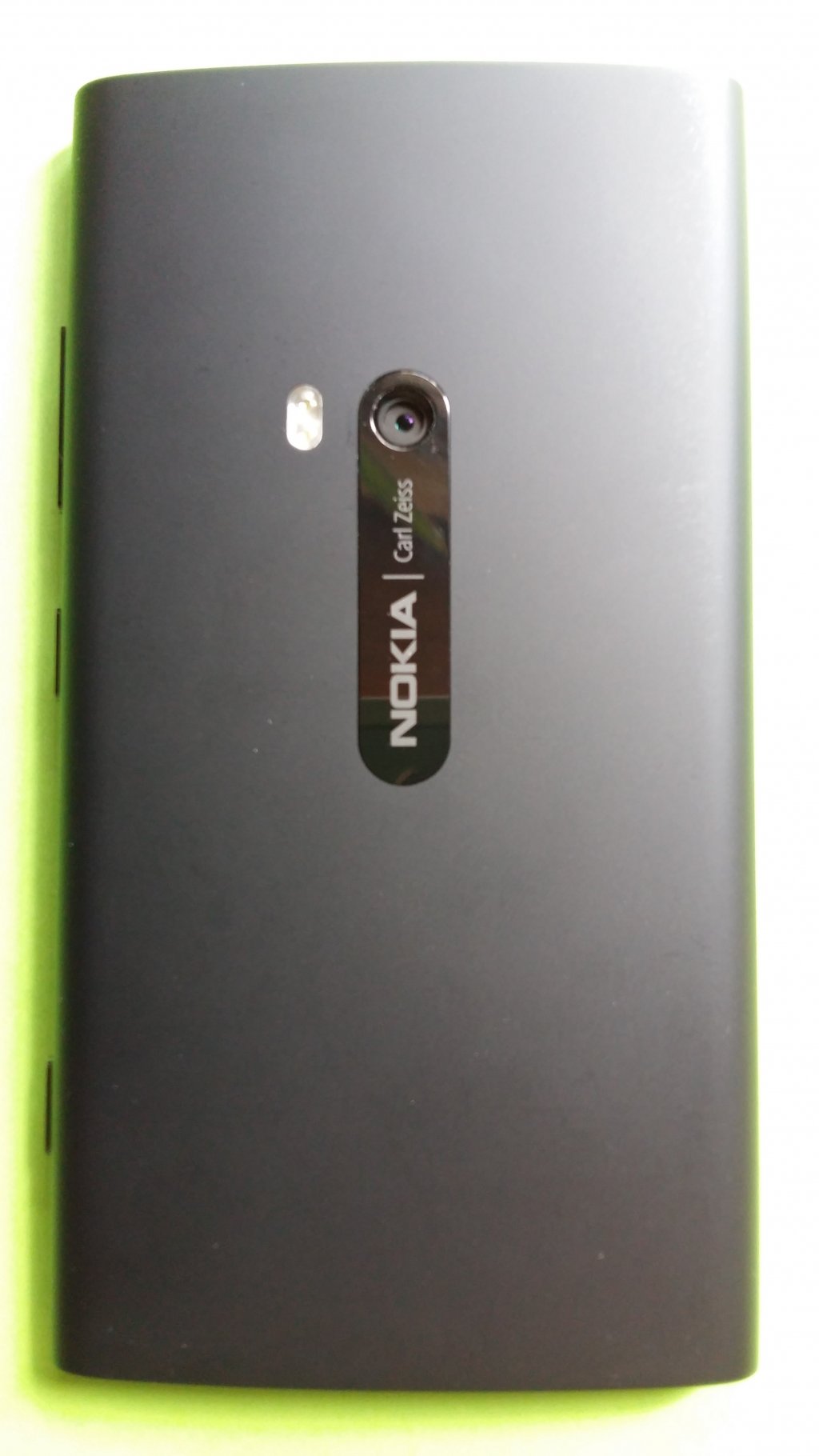 image-8000605-Nokia_920.1_Lumia_(1)2.w640.jpg
